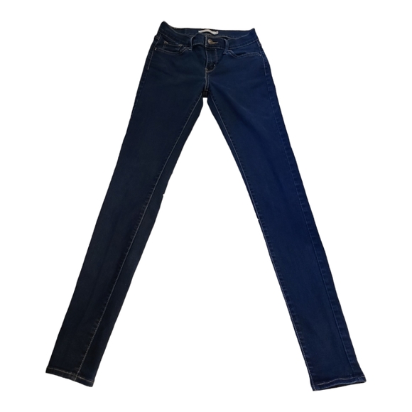 Levi's - Picture 2 of 6